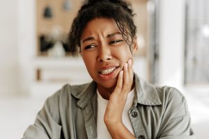 causes sensitive teeth