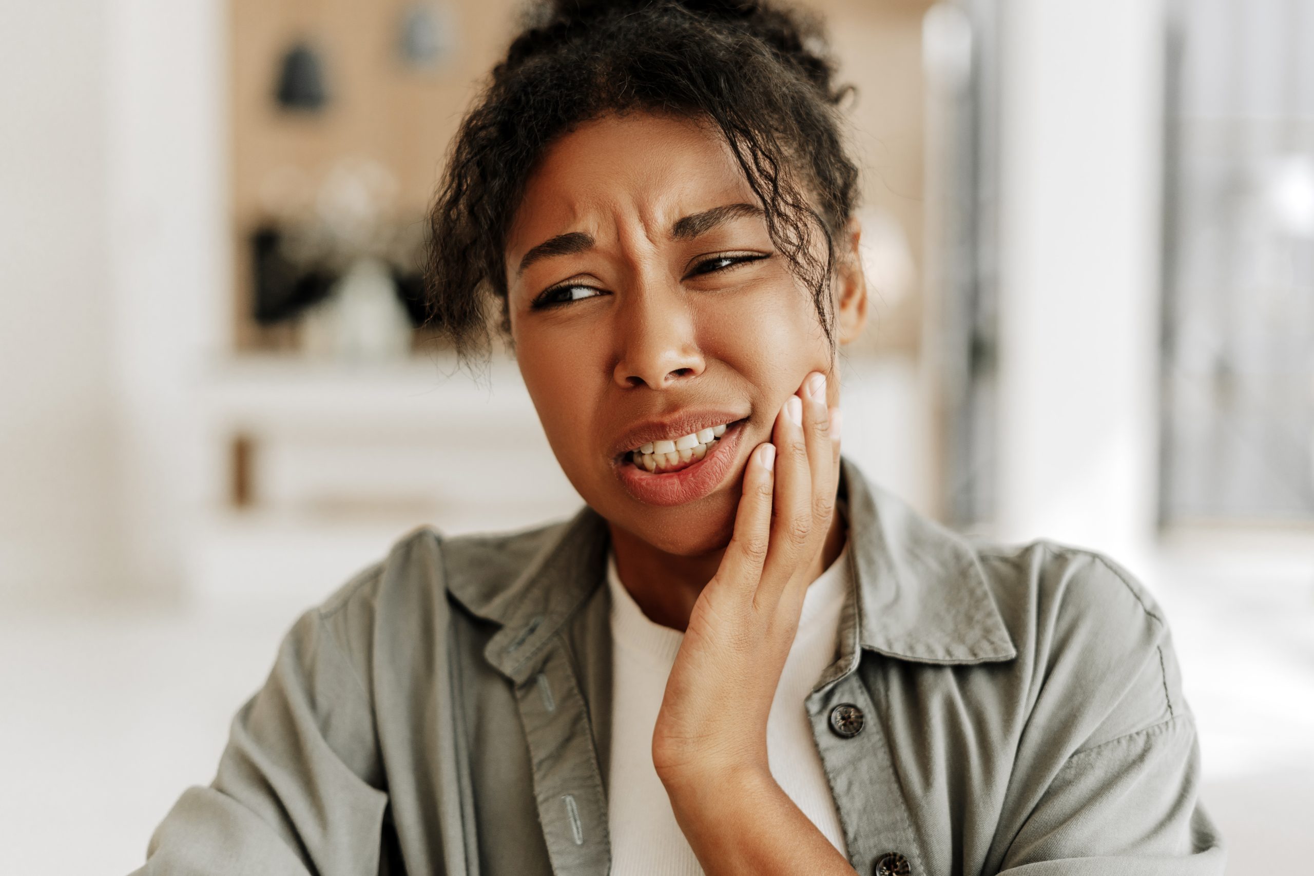 causes sensitive teeth